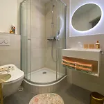 Gasthof Maison Madame Exquisit Düsseldorf