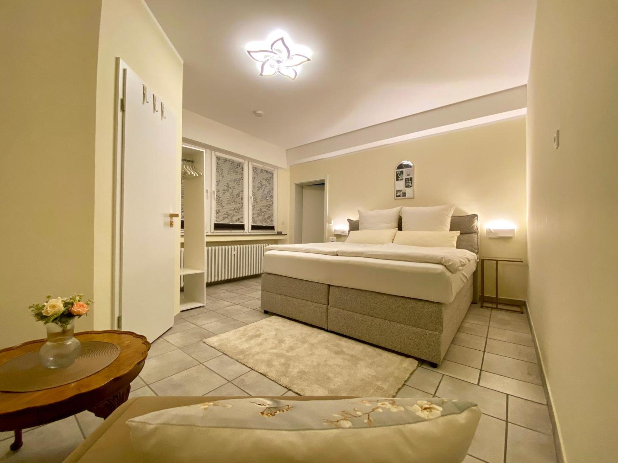 Maison Madame Exquisit Dusseldorf