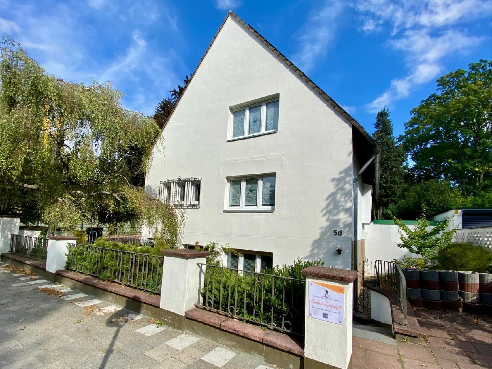 Maison Madame Exquisit 3* Düsseldorf